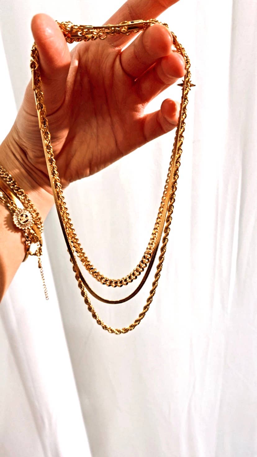 Este Cuban Chain Necklace